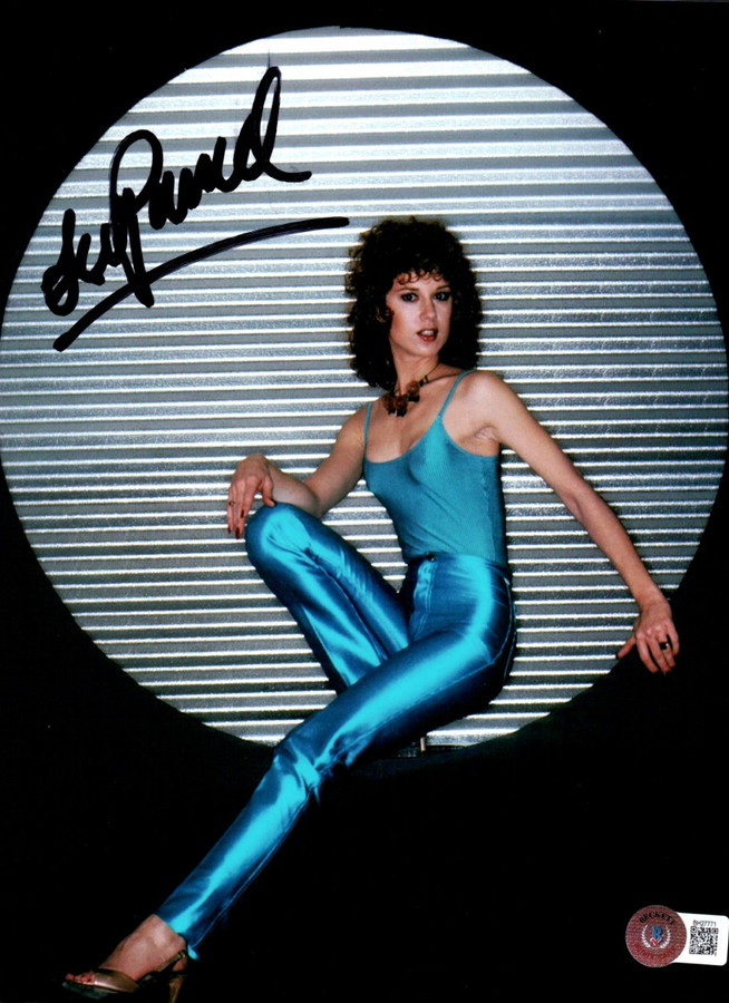 Lee Purcell Signed Autographed 8X10 Photo Sexy Aerobics Outfit BAS BH27771