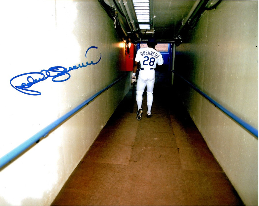Pedro Guerrero Signed Autographed 8x10 Photo LA Dodgers First Baseman W/ COA O