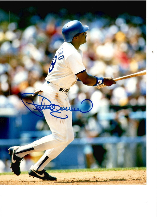 Pedro Guerrero Signed Autographed 8x10 Photo LA Dodgers First Baseman W/ COA D