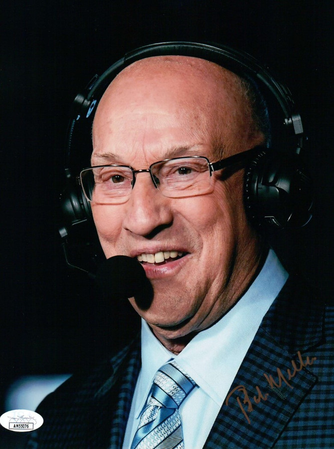 Bob Miller Signed Autographed 8X10 Photo Kings Broadcaster Close Up JSA AM55076