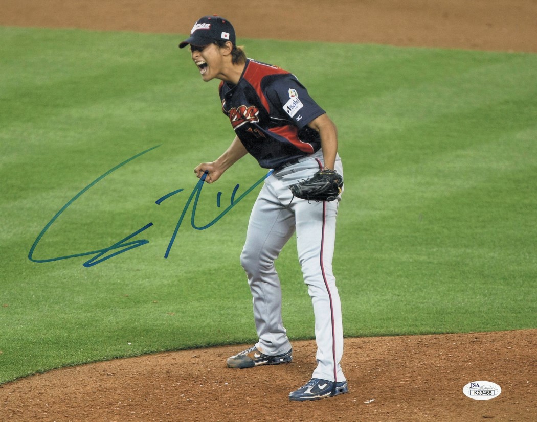 Yu Darvish サイン入り Padres 迷彩ジャージ WBC JSA Yu Darvish Signed Autographed 11X14 Photo Team Japan WBC Scream