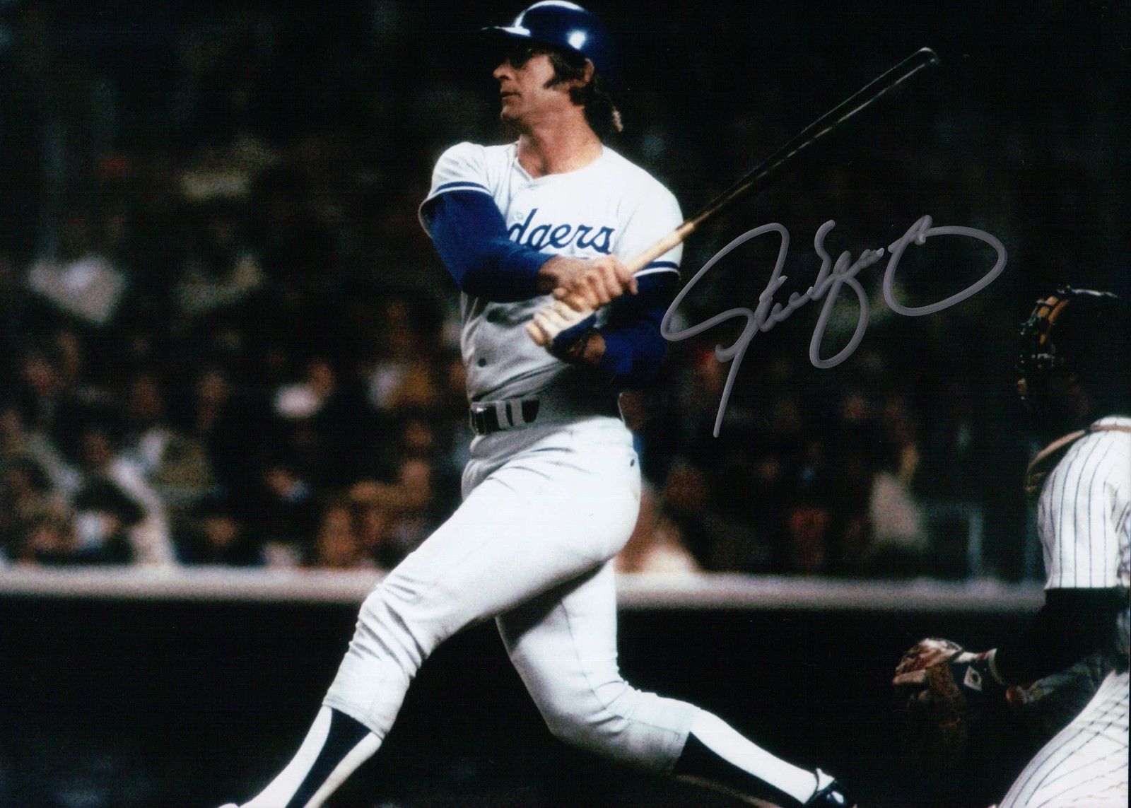 Clayton Kershaw Los Angeles Dodgers Autographed Signed 8x10 Photo -- COA