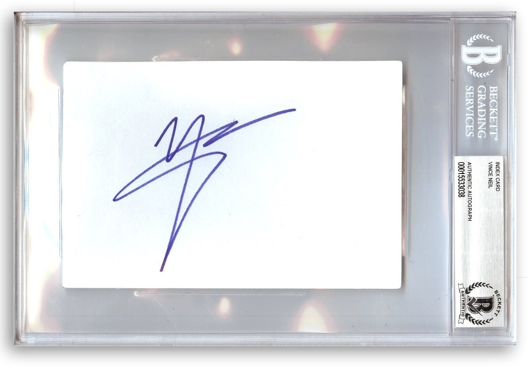 直筆サイン入りNOEUL THE 1ST FAN MEETING Boxset 直筆サイン入りNOEUL THE 1ST FAN MEETING Boxset