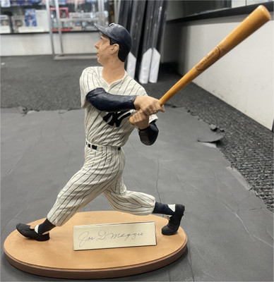 Joe DiMaggio R.H. Gartlan Autographed 9