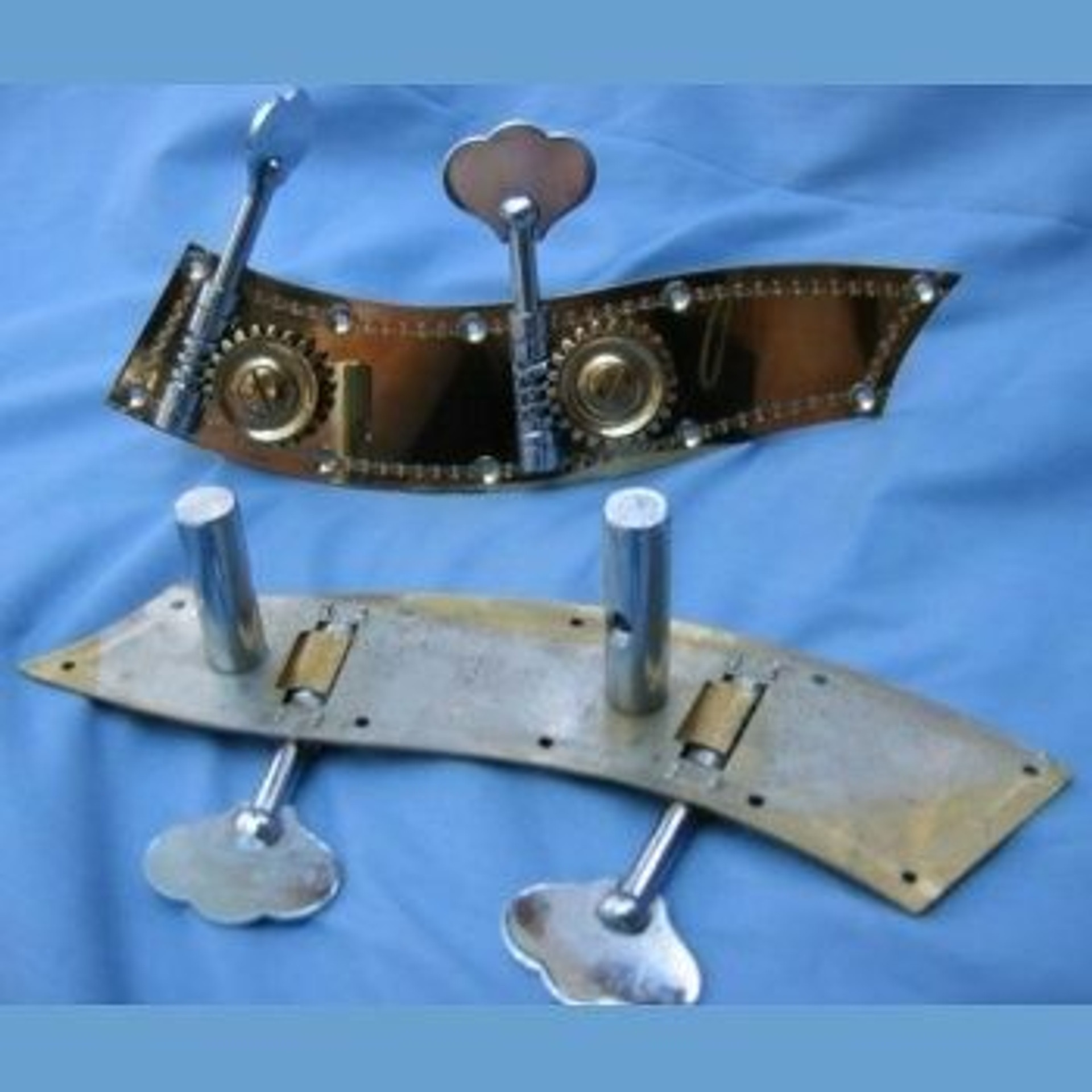 Standard Tuning Machines (Keys, Tuners) for Upright Bass