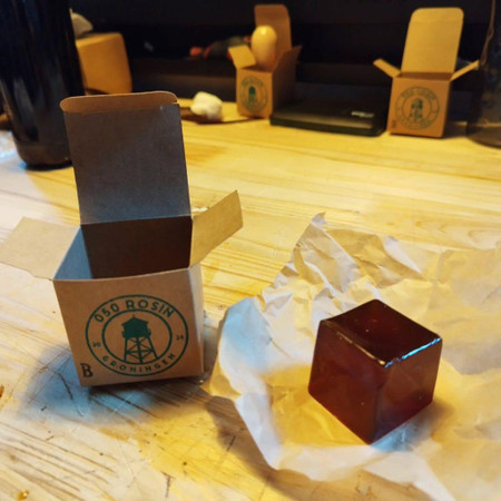 050 Artisinal Bass Rosin - soft rosin manufacturer shot