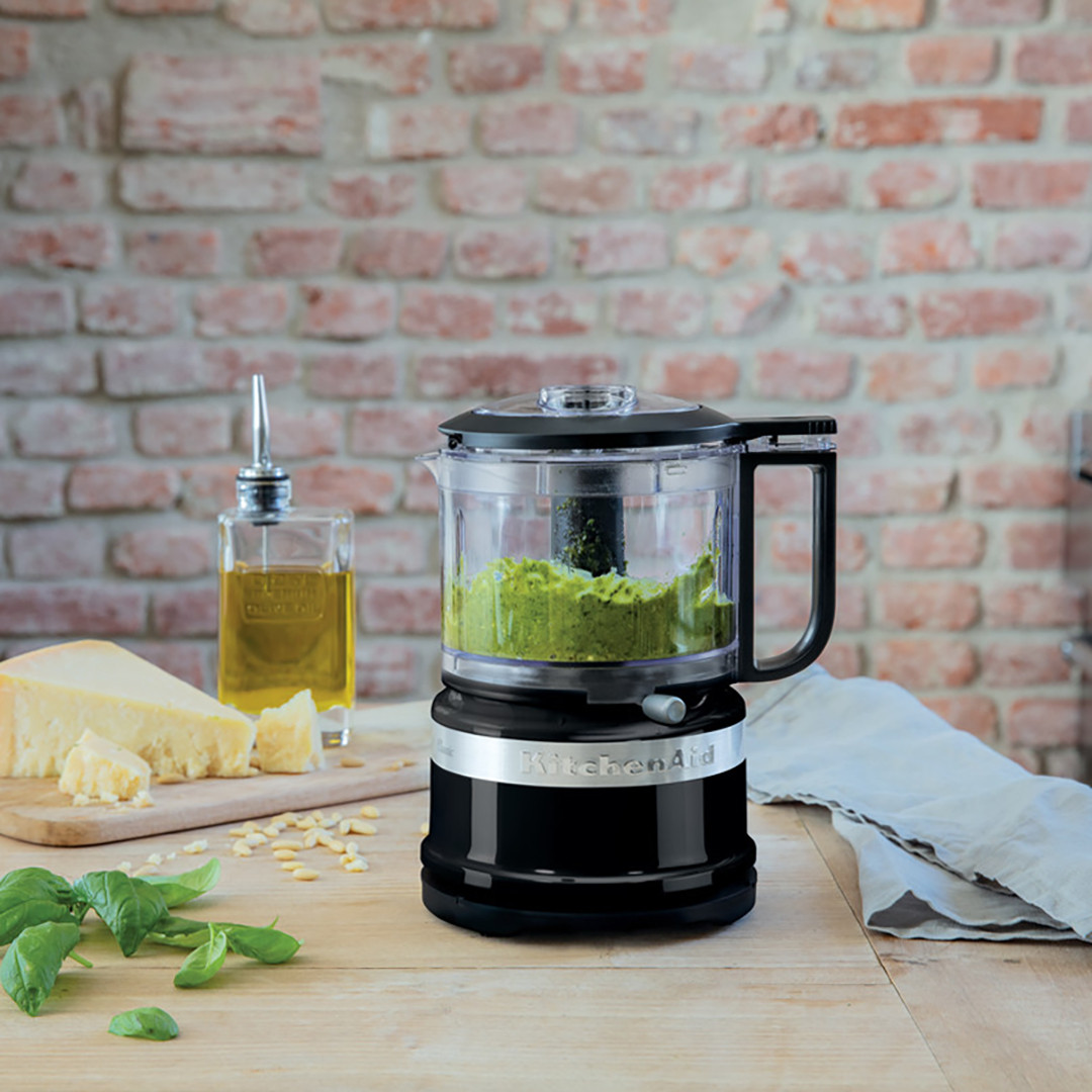KitchenAid Mini Food Chopper in Onyx Black Juicers.co.uk