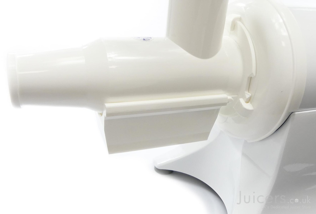 Champion 2000 Juicer in White Juicers.co.uk