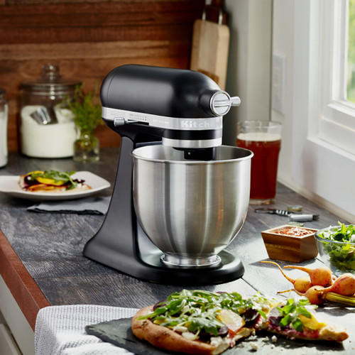 KitchenAid 5KSM3311XBBM 3.3Litre Stand Mixer in Matte Black Juicers