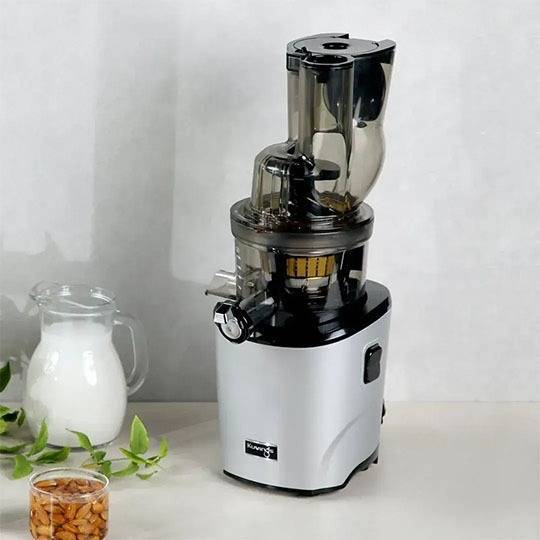 Kuvings REVO830 on a countertop