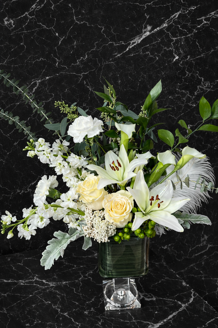 Holiday Meadow Star & Gold Vase