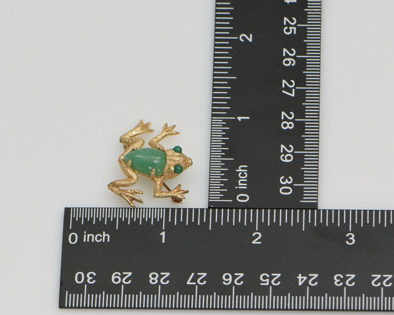 14K Yellow Gold Frog Pin