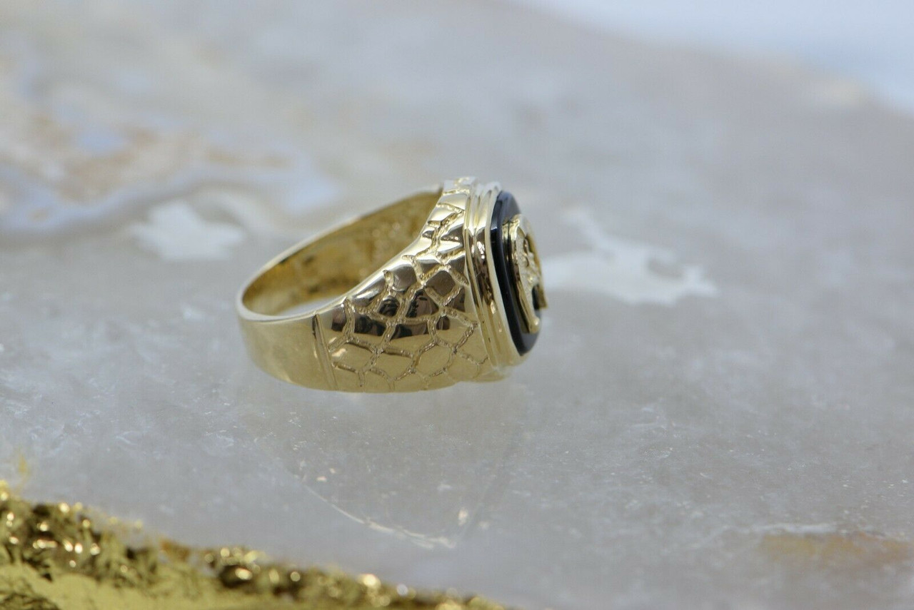 14K Yellow Gold Black Onyx Horse Ring