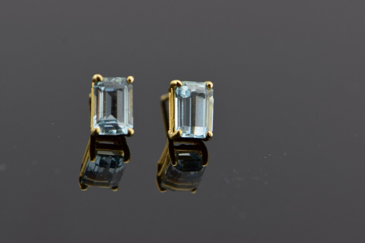 Aquamarine Round Basket Set Stud Earrings in Solid Sterling Silver 2 ct Aquamarine Round Basket Set Stud Earrings in Solid Sterling Silver 2 ct
