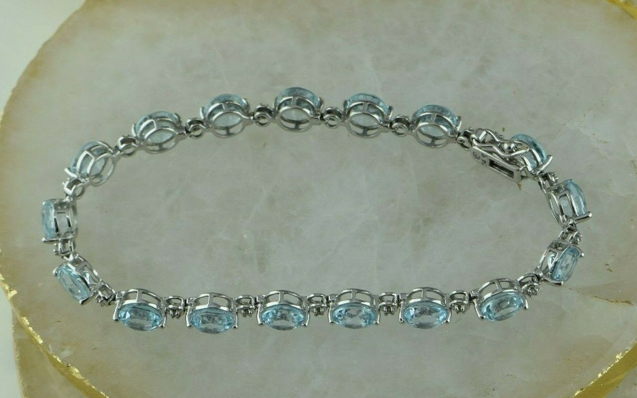 18ct White Gold Aquamarine and Diamond Bracelet | Pravins