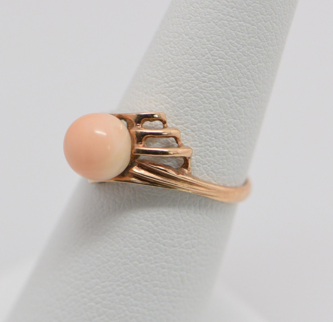 WHITE CORAL RING | Aspery & Guldag