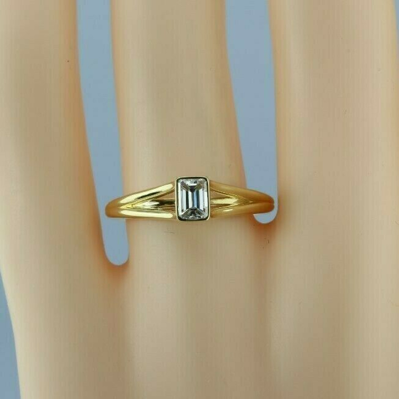 5.2 carat emerald cut diamond