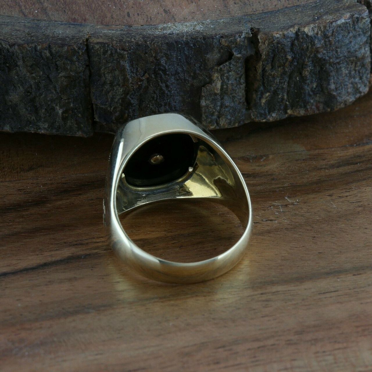 Men's Oval Onyx Signet Ring in Sterling Silver