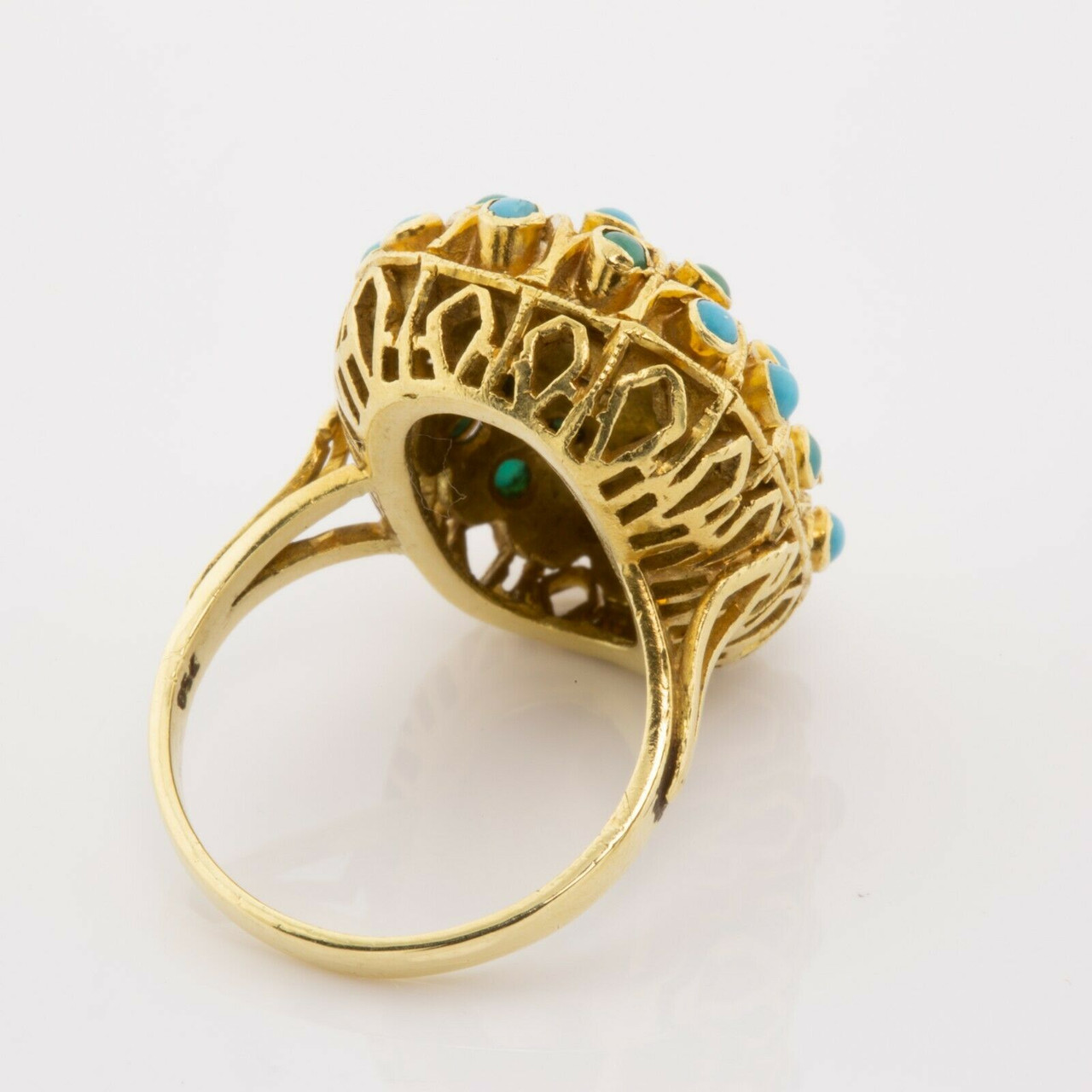 Vintage 18K Yellow Gold Turquoise Studded Ring Bezel Set Size 6.5 Circa 1950