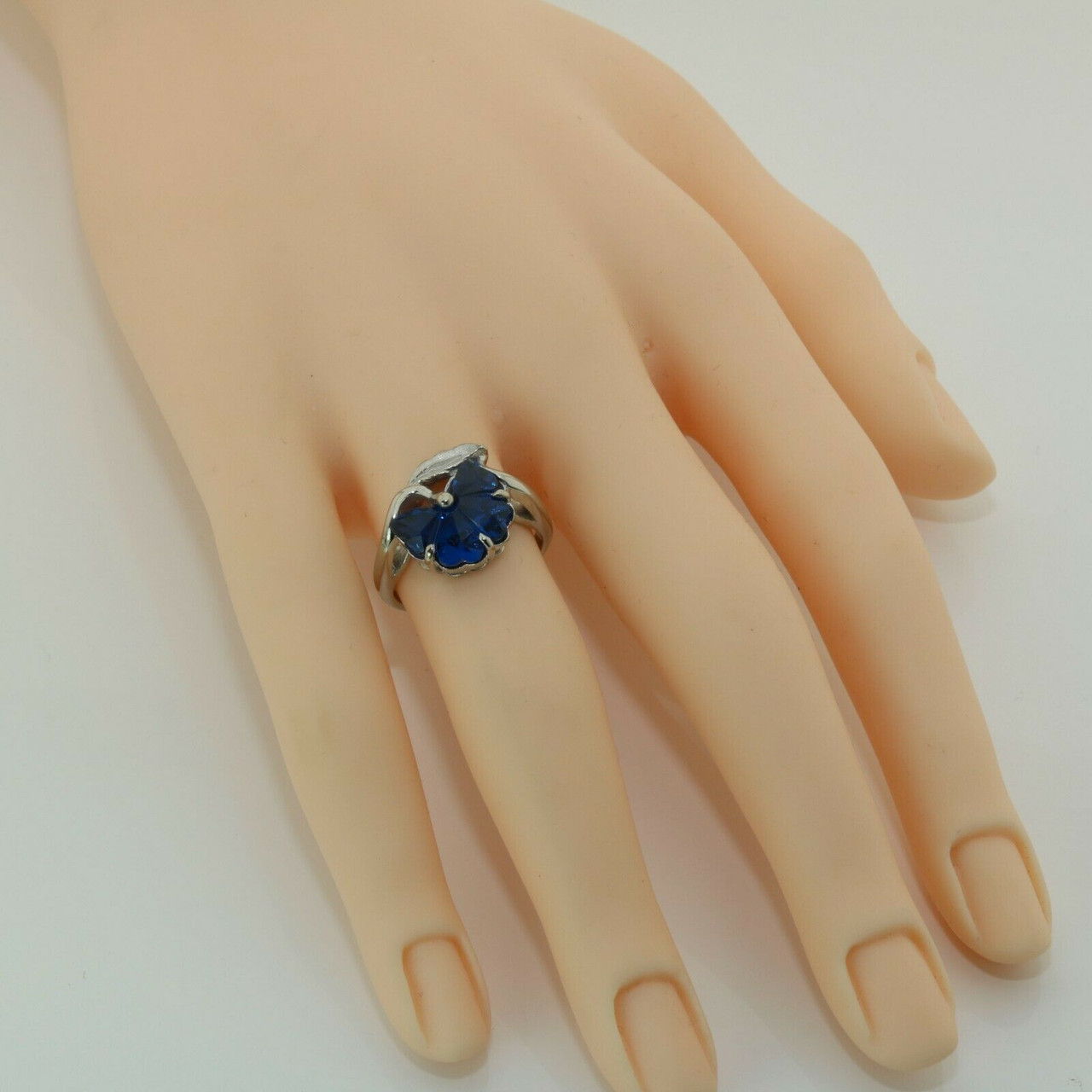 9x7 MM Oval Cut CZ Stone Milgrain Vintage Inspired Blue Sapphire Halo  Engagement Ring For Women - Octa Pearl