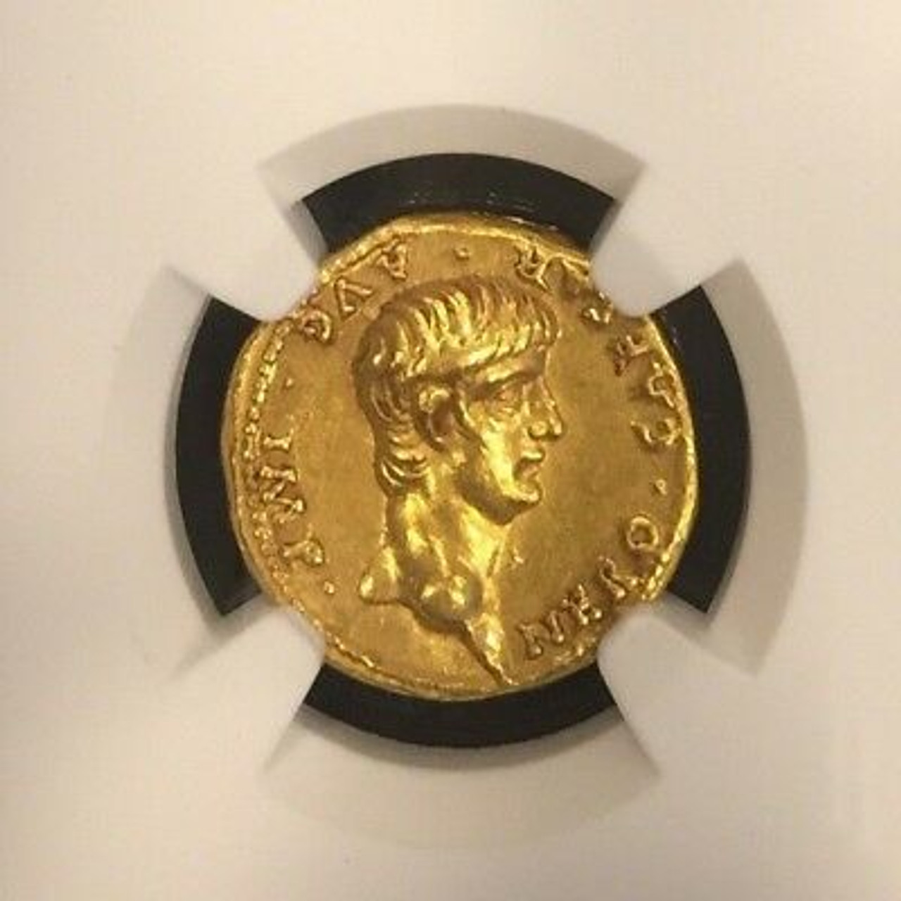 Nero, AD 54-68 Roman Empire AV Aureus rv EX SC in Oak Wreath Gold Coin