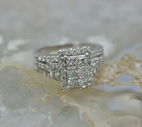 14K WG 3 ct tw est Diamond Rectangular Pave Ring Size 8