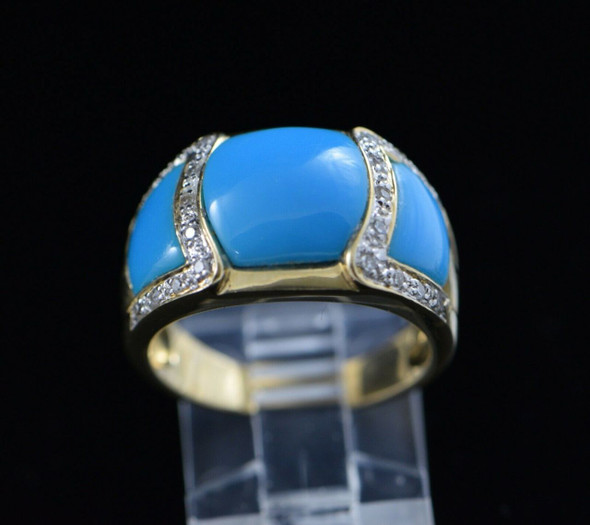 14K Yellow Gold Turquoise and Diamond Ring Circa 1990, Size 8 14K Yellow Gold Turquoise and Diamond Ring Circa 1990, Size 8