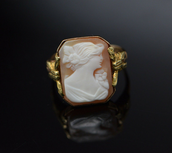 10K Yellow Gold Octagonal Shell Cameo Ring Circa 1930's, Size 6