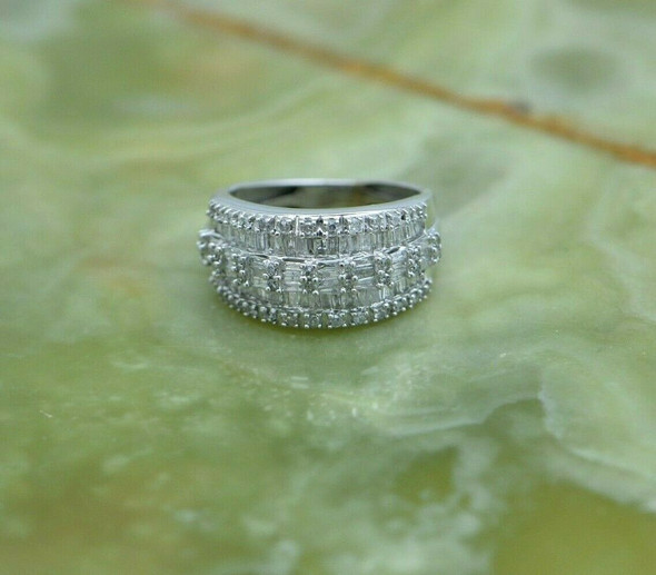 Diamond Pave Ring 14K WG Round & Baguettes 135 stones 2 ct tw Size 5