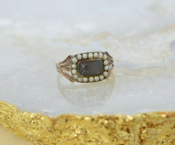 Yellow Gold Georgian Mourning Ring 1817 Size 8.5