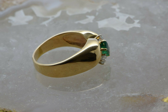 14K Yellow Gold Emerald and Diamond Ring Size 8.5 Circa 1990