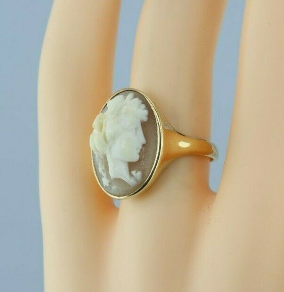 Antique 14K Yellow Gold Shell Cameo Ring Size 6.75 Circa 1920