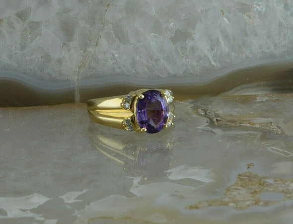 Excellent 14K Yellow Gold 3 ct Amethyst Oval and Diamond Ring Size 6 Circa 1990