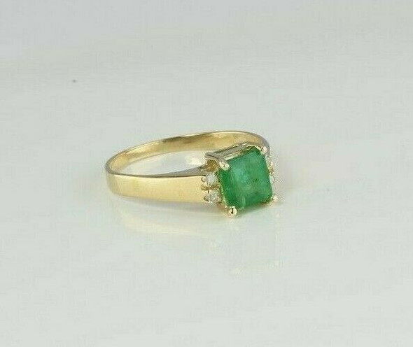 14K Yellow Gold 1 ct Emerald and Diamond Ring Size 8