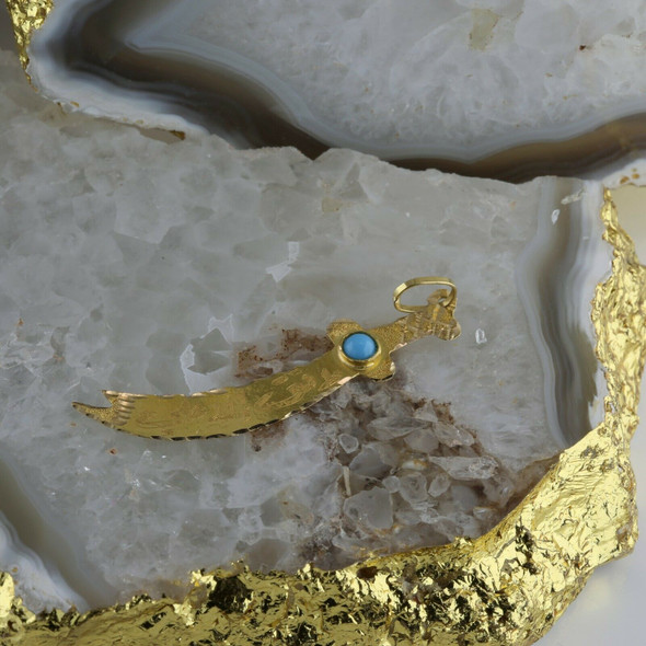 18K Yellow Gold Scimitar Pendant Turquoise Cabochon Set Circa 1970