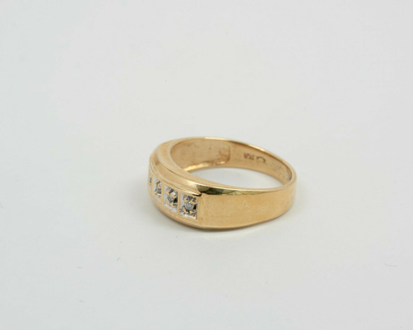 10K Yellow Gold Men's 5 Stone Diamond Ring Circa 1950, Size 10.25 10K Yellow Gold Men's 5 Stone Diamond Ring Circa 1950, Size 10.25