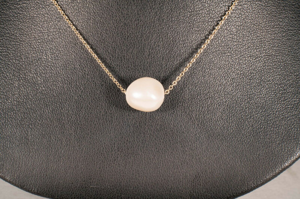 14K Yellow Gold Necklace With Large Natural Pearl Pendant 15" long
