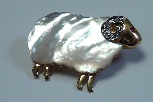 14K Yellow Gold with Mother of Pearl "Ram/Sheep" Brooch/Pin w/Ruby Eye