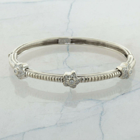 14K White Gold 1 ct Diamond Hinged Bangle Bracelet Circa 1990