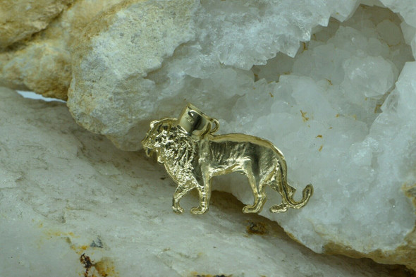 14K Yellow Gold Lion Pendant Cast Molded Body Circa 1990