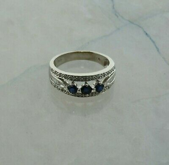 14K WG 1 ct tw Blue Sapphire and Diamond Framed Ring Size 6.25 Circa 2000