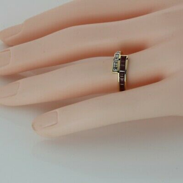 14K Yellow Gold 1 ct + tw Ruby and White Sapphire Ring Size 7 Circa 1980