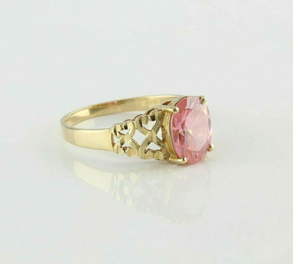 10K Yellow Gold Pink Oval Faceted Stone Ring Size 8 Circa 1970