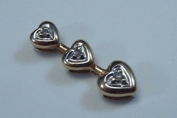 10K Yellow Gold 3 Heart Shaped Pendant with Diamond Chips