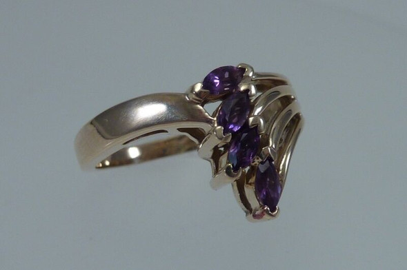 10K Yellow Gold Amethyst Ring, Size 6