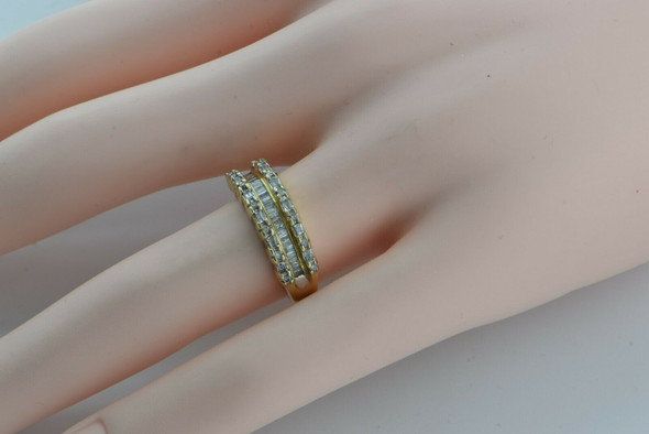 10K Yellow Gold Diamond Band 1ct tw est Circa 1970 Ring Size 7