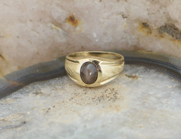 10K Yellow Gold Light Brown Synthetic Star Sapphire Ring, Size 7.75