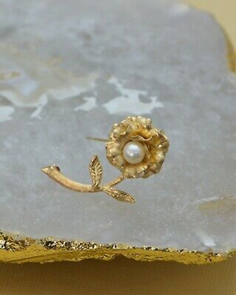 14K Yellow Gold Pearl Set Flower Pin, Locking Clasp, 6mm White Pearl, Circa 1960