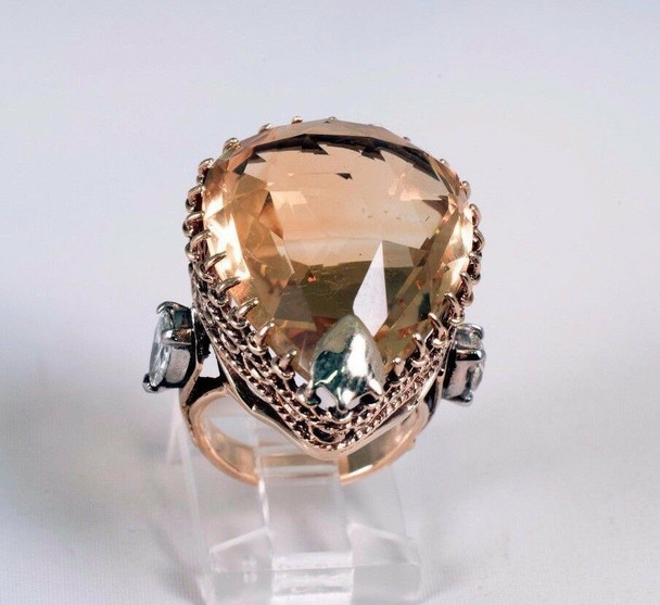 14K Yellow Gold Large Pear Shaped Citrine Ring w/2 Side Diamonds, size 5.25