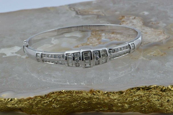 Superb 18K White Gold Diamond Hinged Bangle Bracelet 3 ct tw Art Deco Style